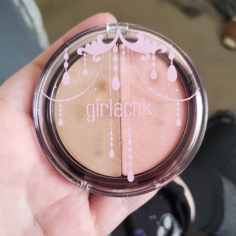 Girlactik Skin Glow in Moonlight